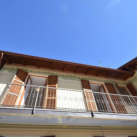 Belvilla By Oyo Cannero Casa Iva Каннеро-Ривьера Экстерьер фото